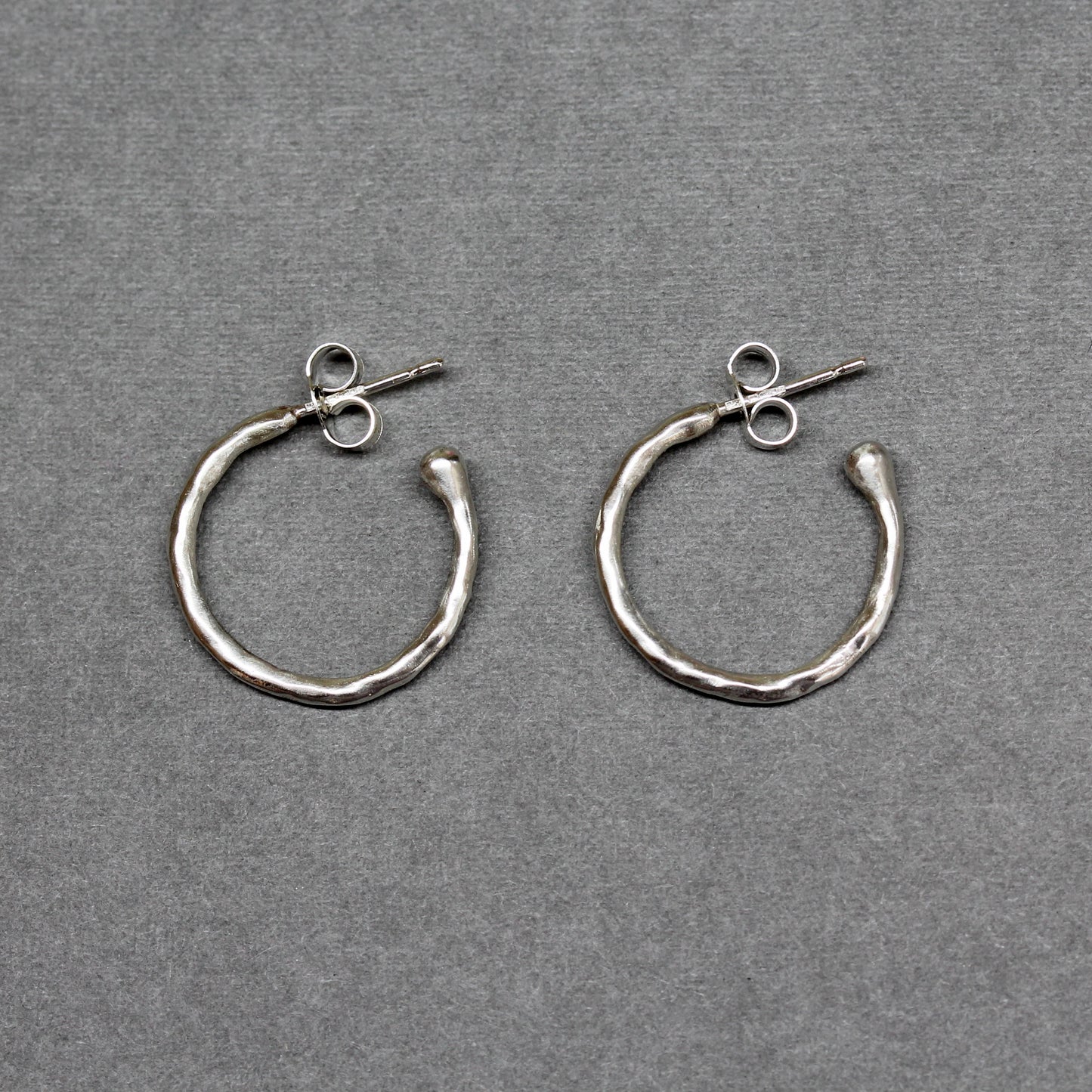 Small Ripple Hoops