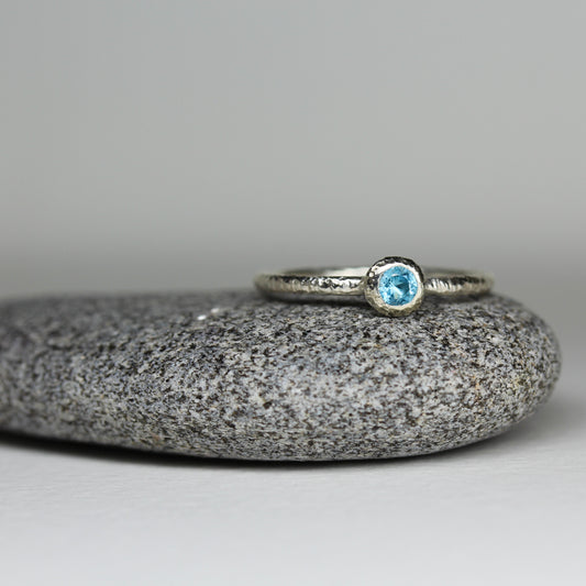 Pebble Stone Ring